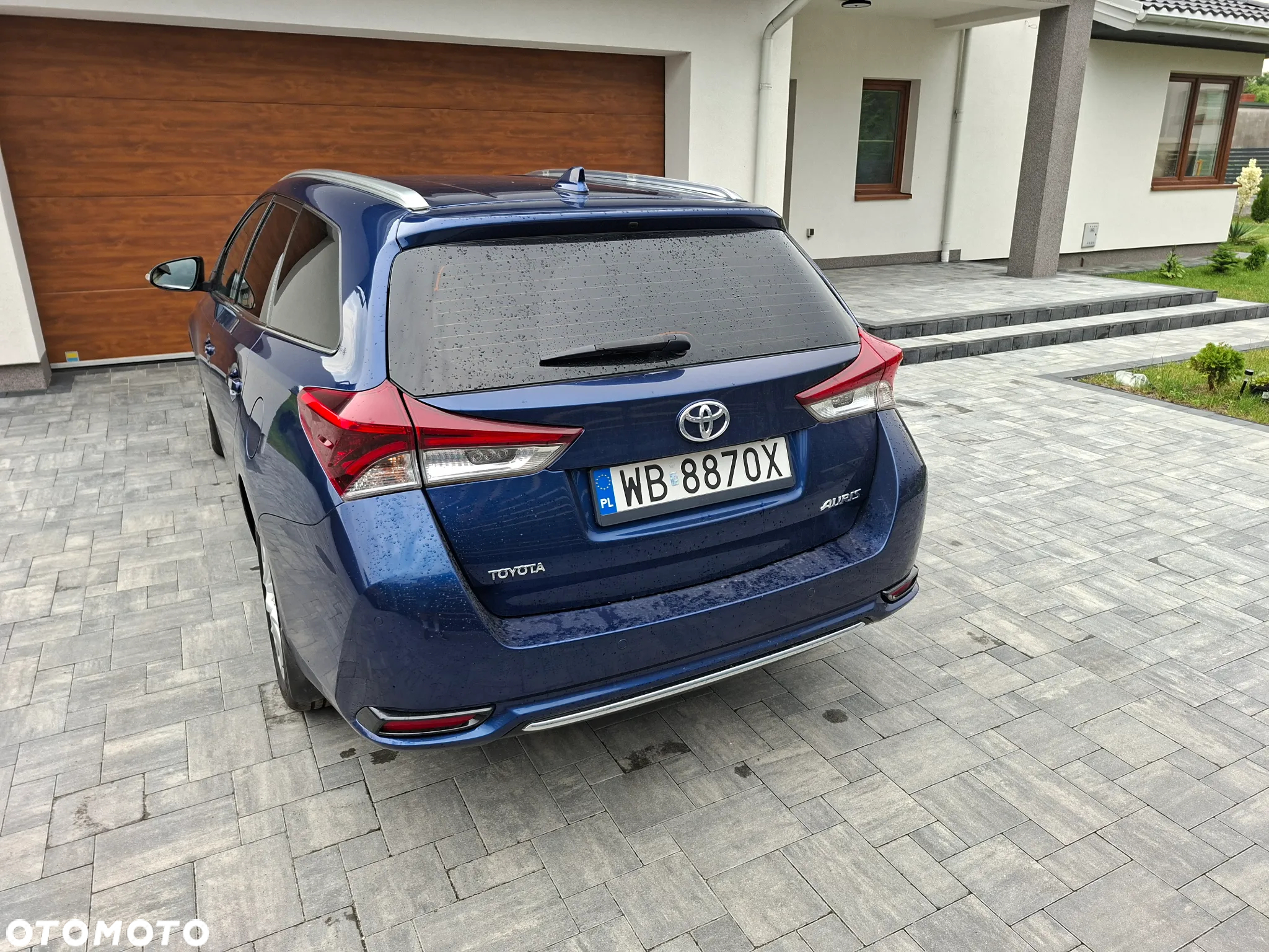 Toyota Auris 1.4 D-4D Premium - 3