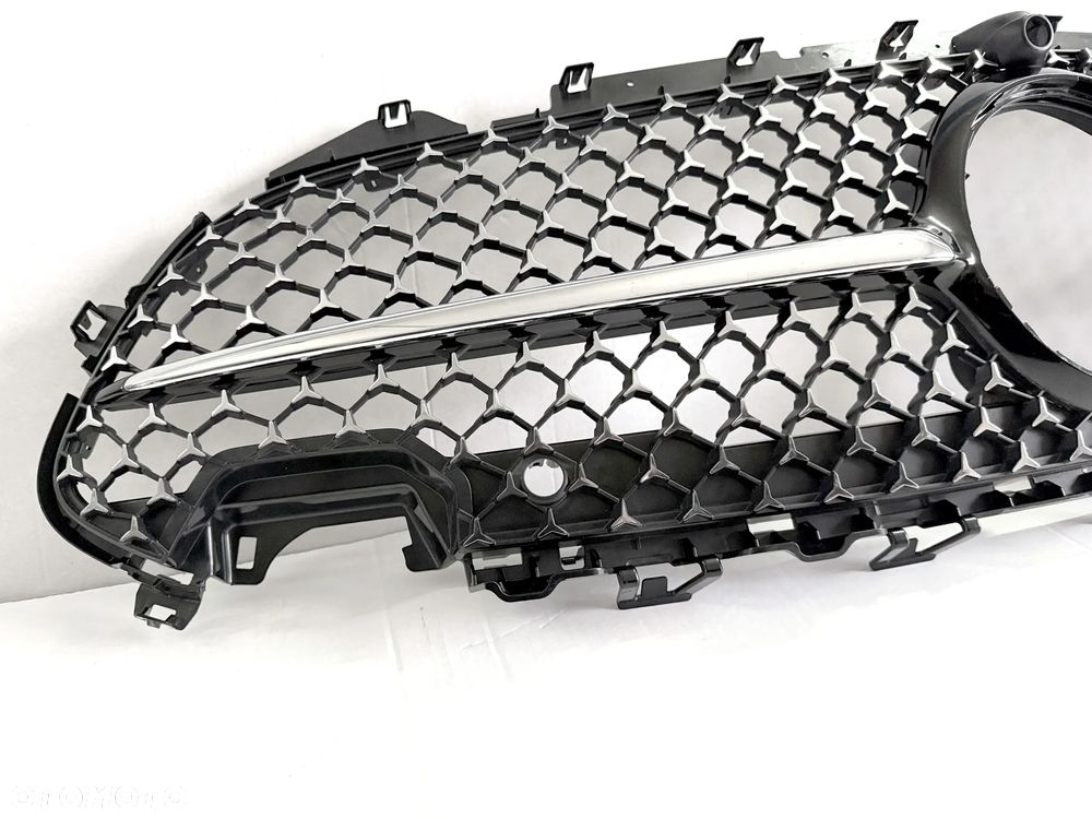 ATRAPA GRILL Mercedes W257 C257 CLS Lift - AMG - 4