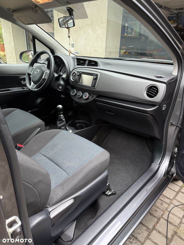 Toyota Yaris 1.33 Dynamic - 13