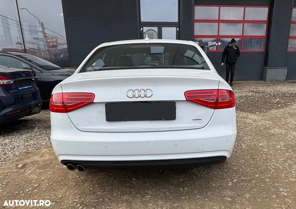 Audi A4 2.0 TDI DPF clean quattro S tronic S line Sportpaket - 8