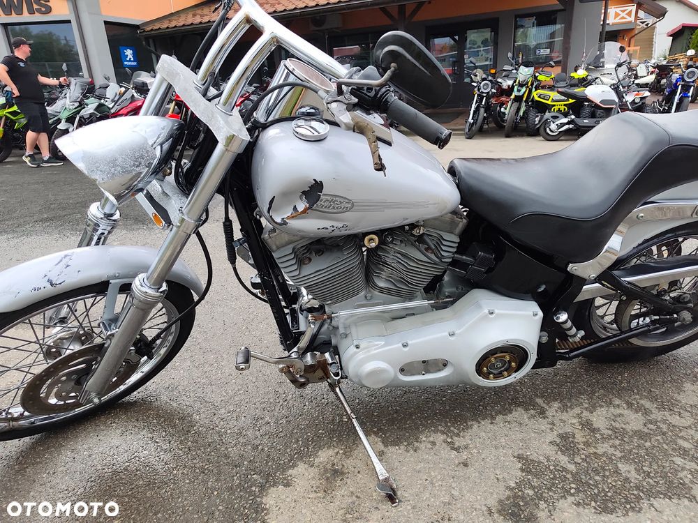 Harley-Davidson Softail Standard - 15