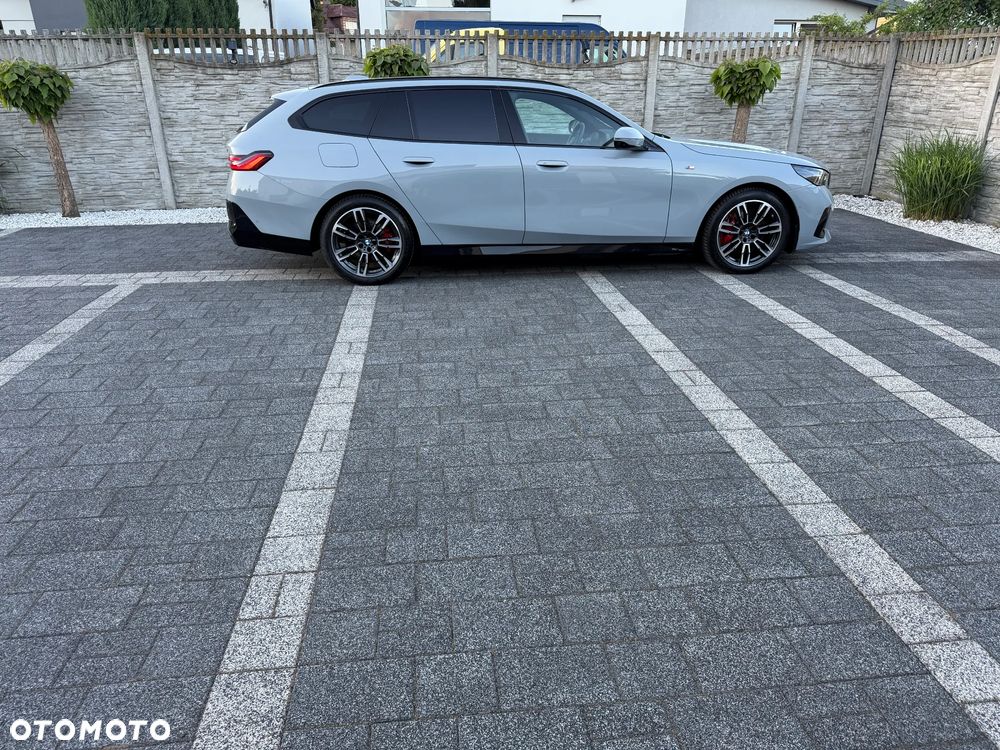 BMW Seria 5 540d xDrive mHEV M Sport - 6