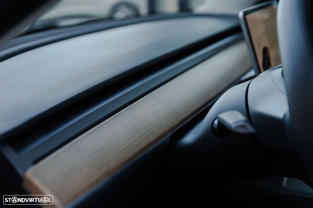 Tesla Model 3 Long Range Tração Integral - 13