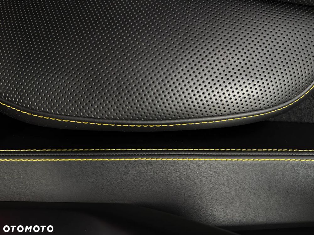 Porsche Cayenne - 14