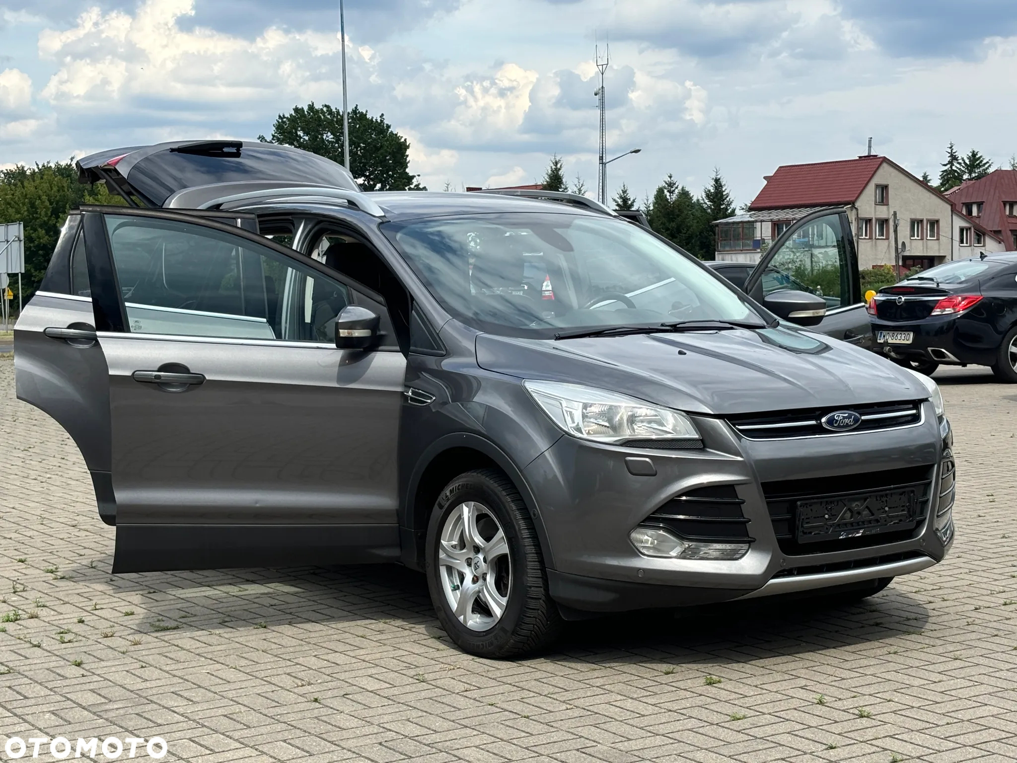 Ford Kuga 2.0 TDCi 2x4 Trend - 12
