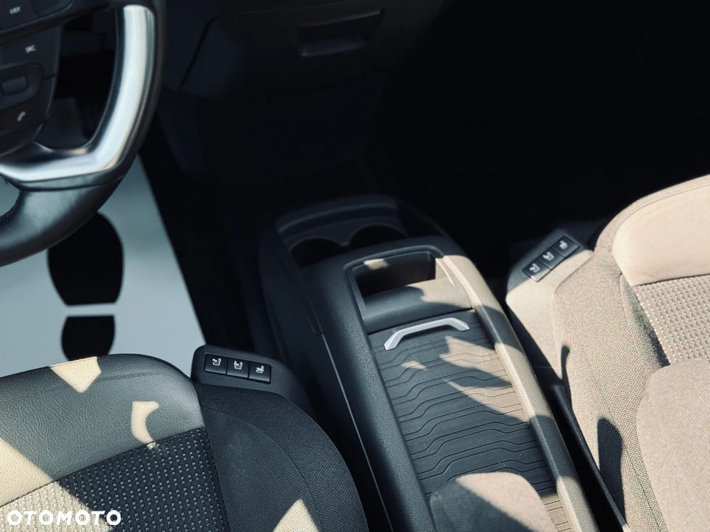 Citroën C4 Grand Picasso 2.0 HDi FAP EGS6 (7-Sitzer) Exclusive - 30