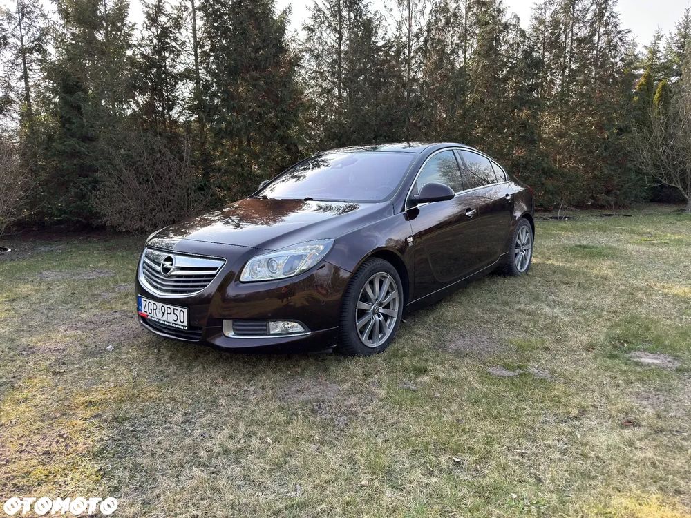 Opel Insignia - 1