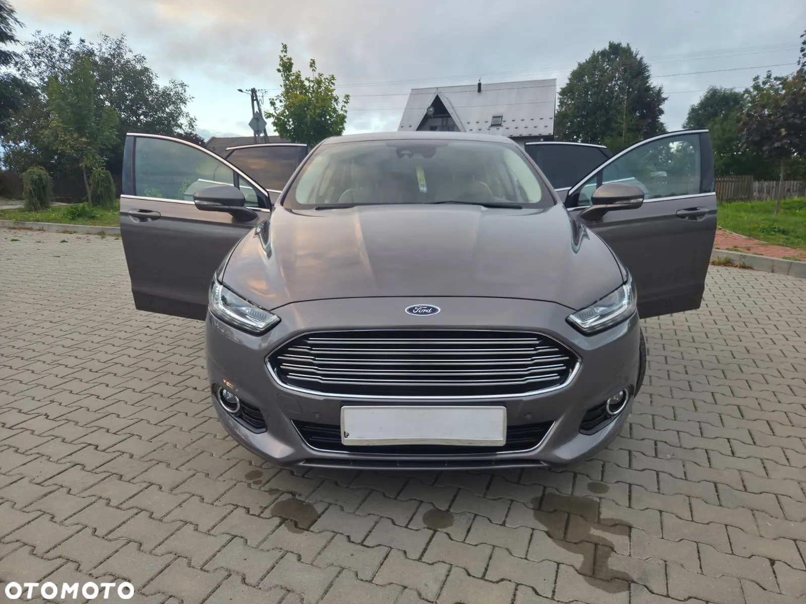 Ford Mondeo 2.0 EcoBoost Titanium - 30