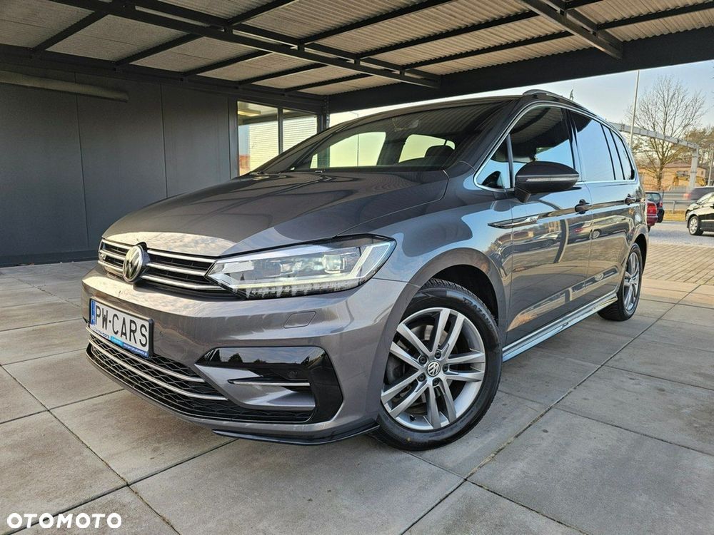 Volkswagen Touran - 1