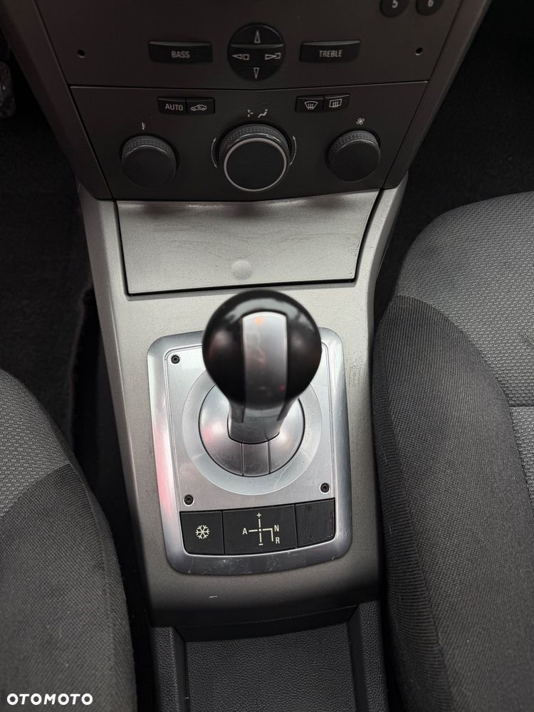 Opel Astra - 12