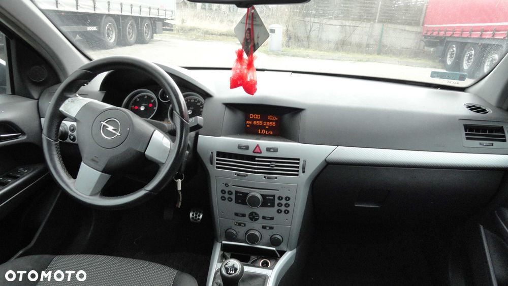 Opel Astra - 8