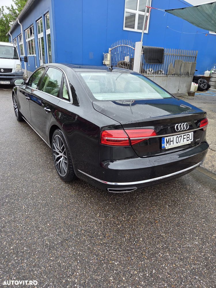 Audi A8 4.2 TDI DPF (clean diesel) quattro tiptronic Lang - 4
