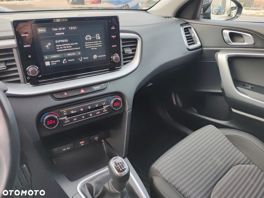 Kia XCeed 1.5 T-GDI M - 14