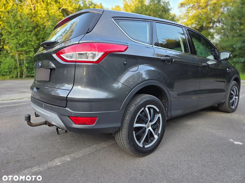 Ford Kuga - 2