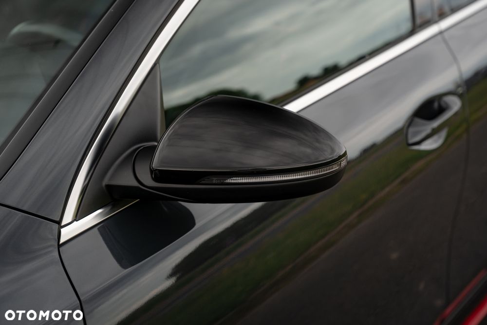 Kia ProCeed 1.6 T-GDI GT DCT - 12