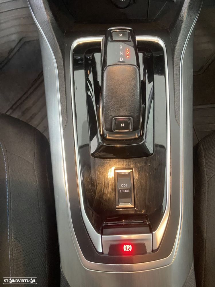 Peugeot 308 SW 1.5 BlueHDi Style EAT8 - 9