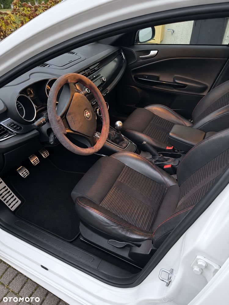 Alfa Romeo Giulietta - 13