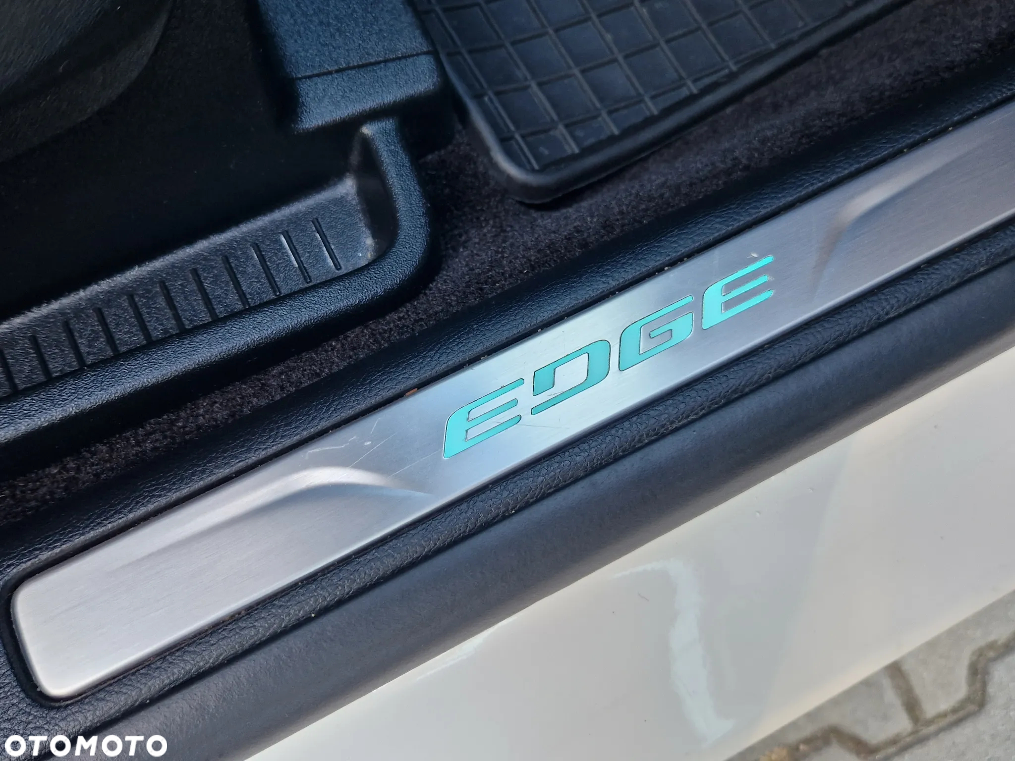 Ford Edge - 25