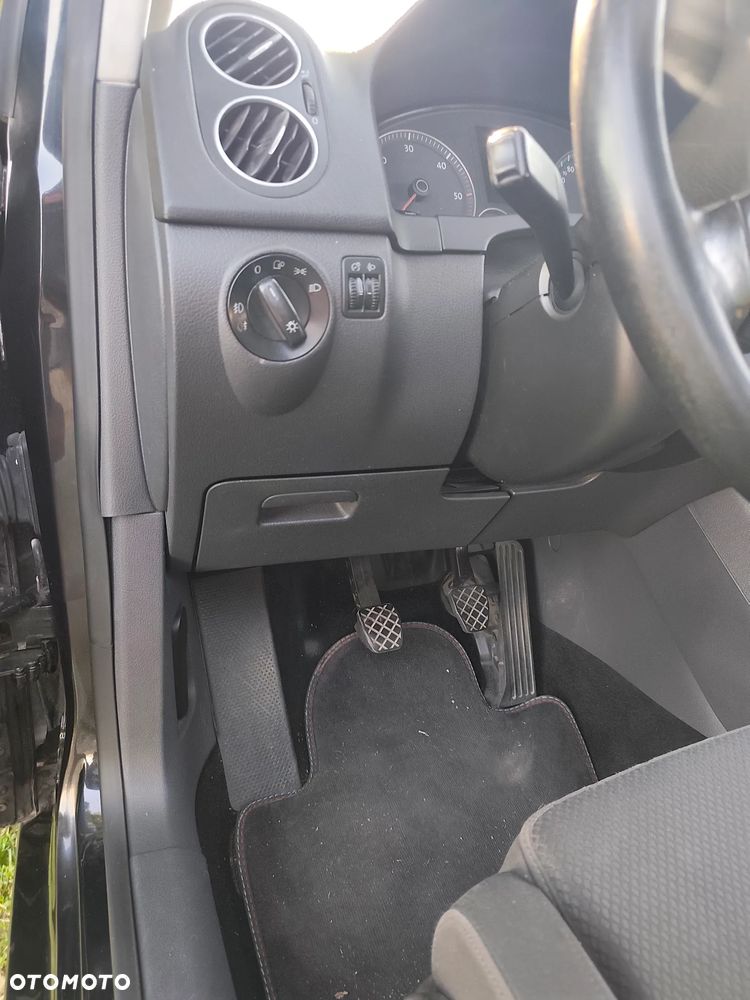 Volkswagen Golf 1.9 TDI Sportline - 12