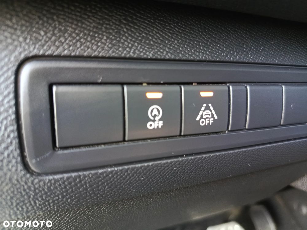 Peugeot 308 BlueHDi 120 EAT6 Stop & Start Active Business-Paket - 25