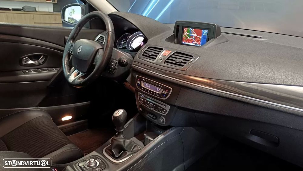 Renault Mégane Sport Tourer 1.5 dCi GT Line CO2 Champion - 34