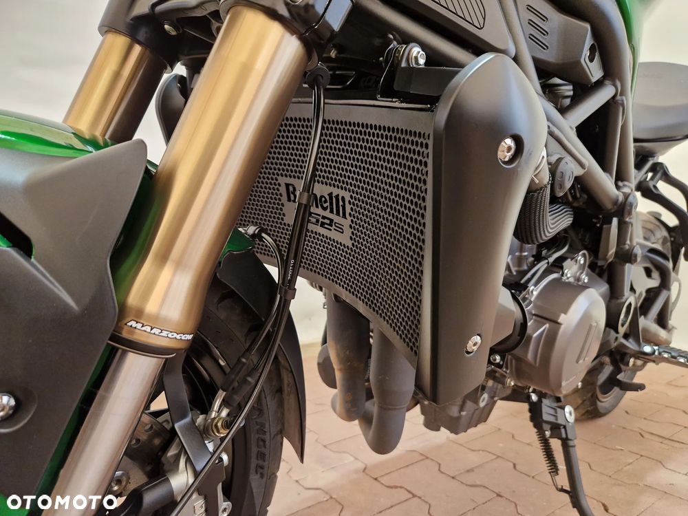 Benelli 752 S - 19