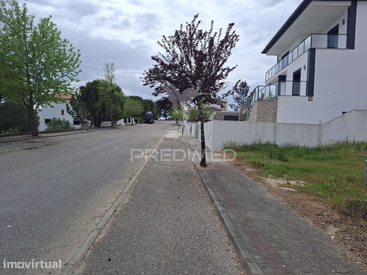 Lote de Moradia - Grande imagem: 5/10