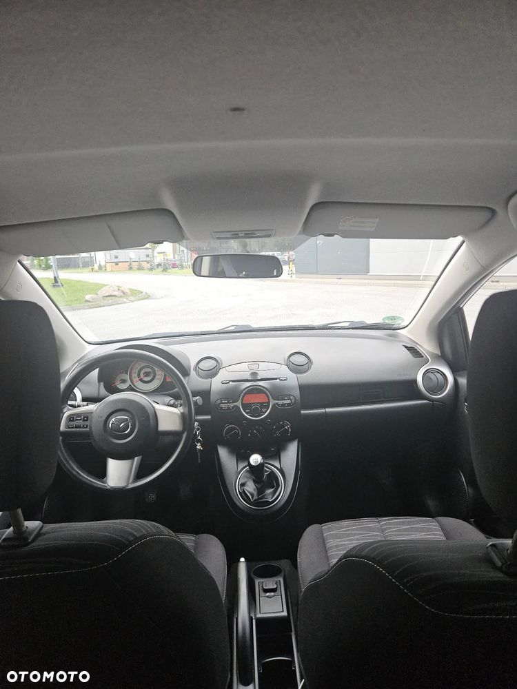 Mazda 2 - 27