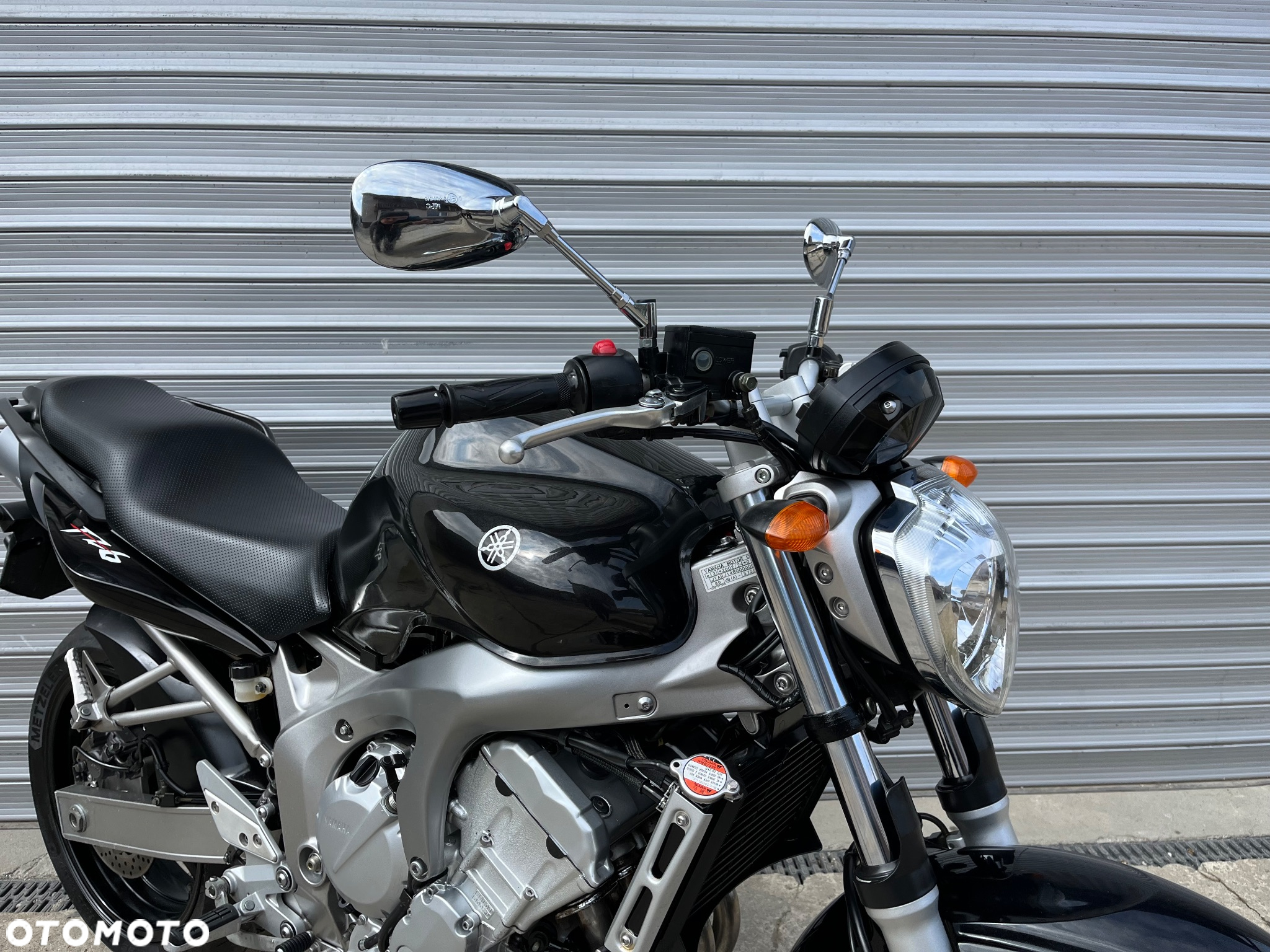 Yamaha FZ6 - 11