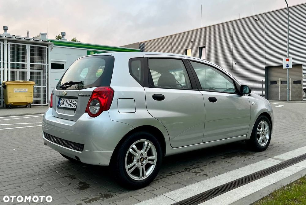 Chevrolet Aveo 1.2 16V LS - 5