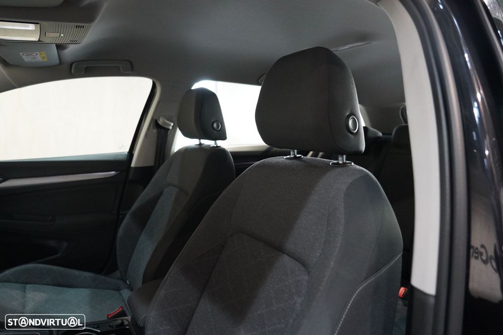VW Golf Variant 2.0 TDi - 28