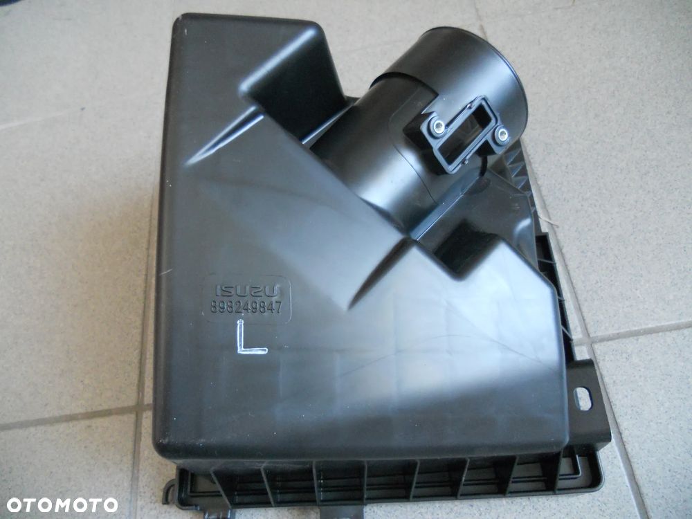 OBUDOWA pokrywa FILTRA powietrza D-max II - 21