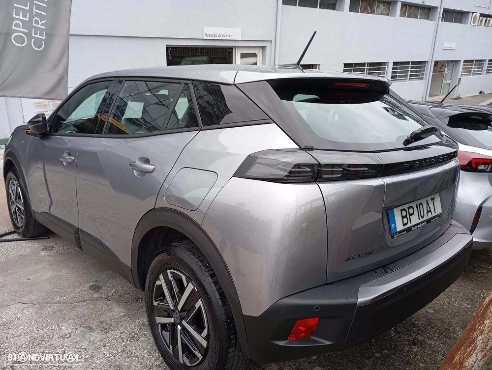 Peugeot 2008 1.2 PureTech Style - 3