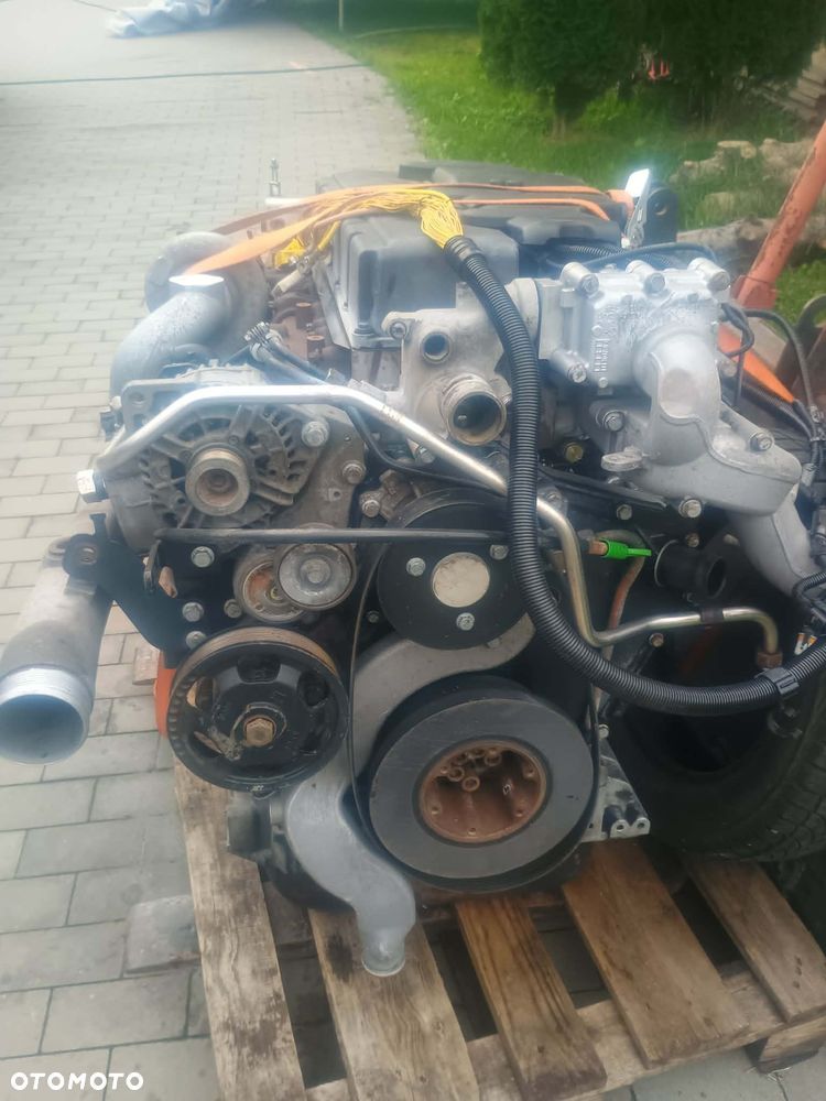 Silnik kompletny, słupekv wał, głowica MAN TGL 12. 250 euro5 D0836 LFL - 2