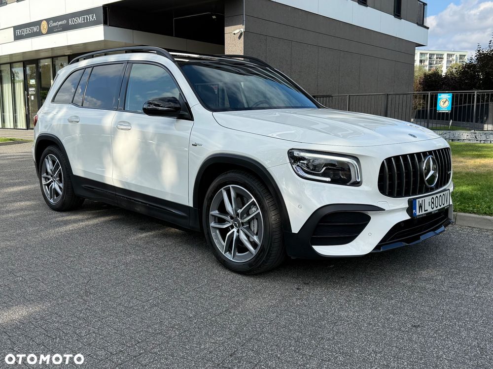 Mercedes-Benz GLB - 8