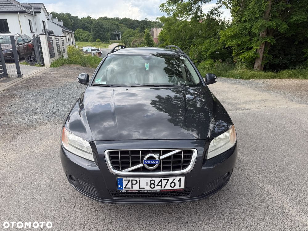 Volvo V70 D3 Geartronic Kinetic - 4