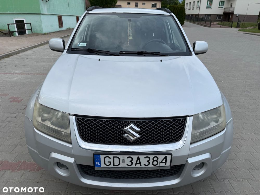 Suzuki Grand Vitara 2.0 De Luxe - 1