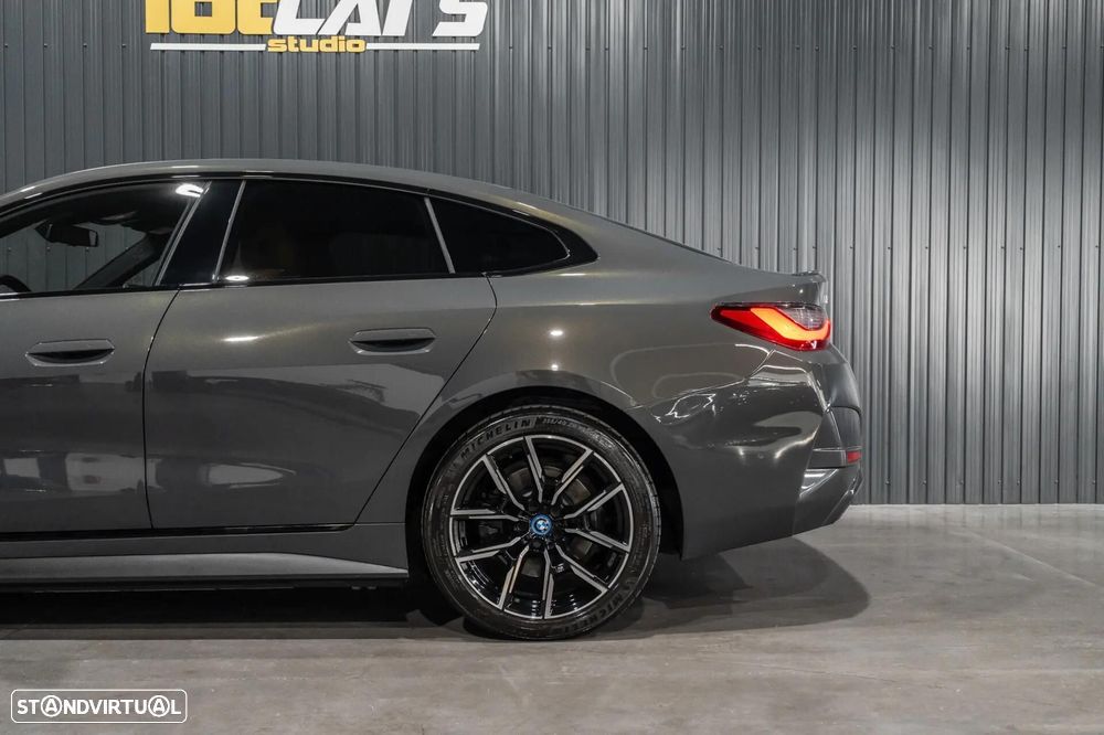 BMW i4 eDrive40 Pack Desportivo M Pro - 29