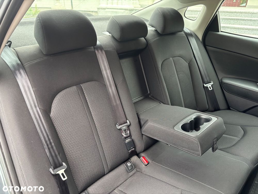 Kia Optima 1.6 T-GDI M DCT - 11