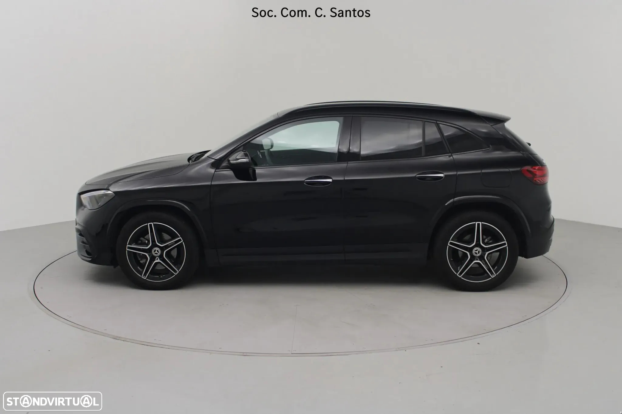 Mercedes-Benz GLA 200 d AMG Line - 4