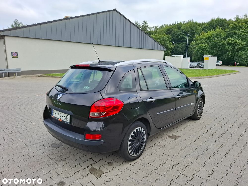 Renault Clio 1.2 16V Authentique - 5