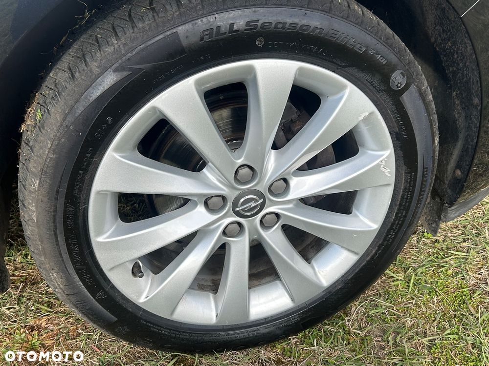 Opel Astra 1.4 Turbo 150 Jahre - 34