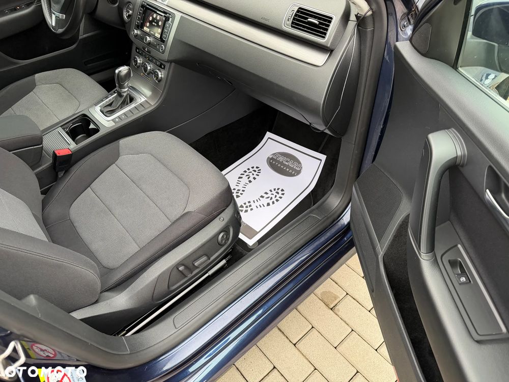 Volkswagen Passat 1.8 TSI DSG Comfortline - 19