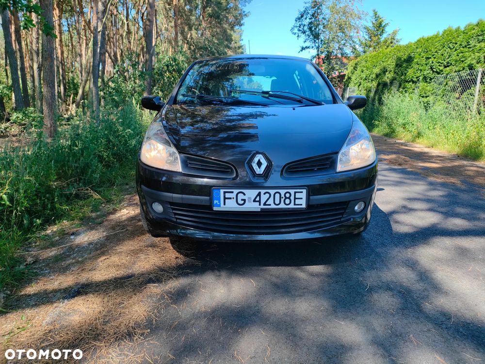 Renault Clio - 2