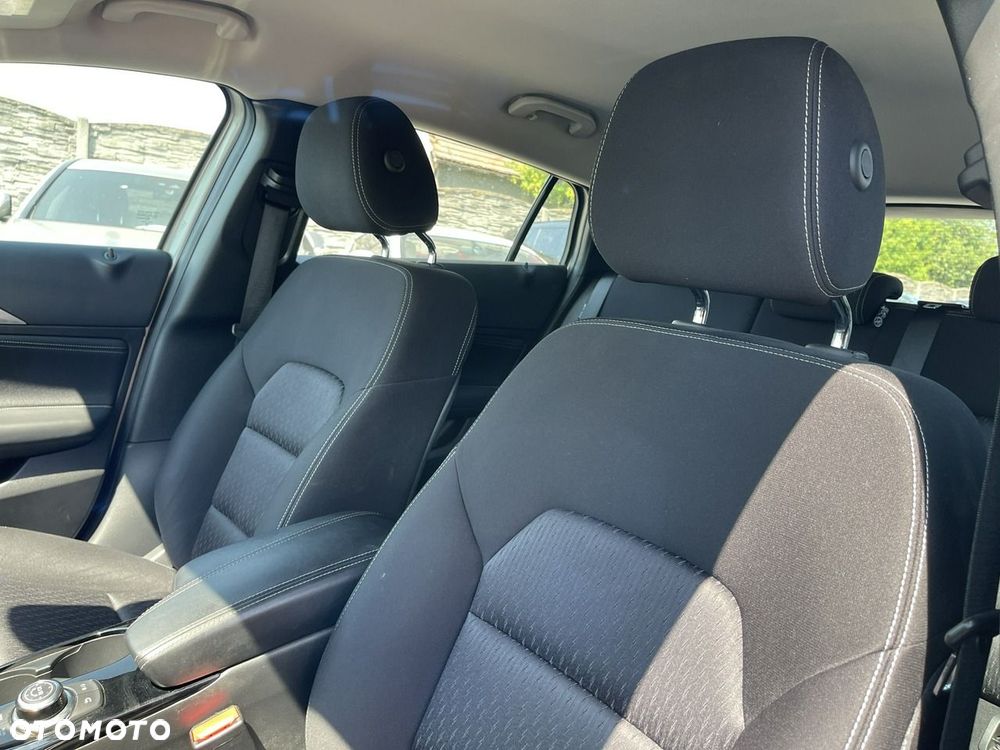 Infiniti Q30 1.6t Sport Tech 7DCT - 12