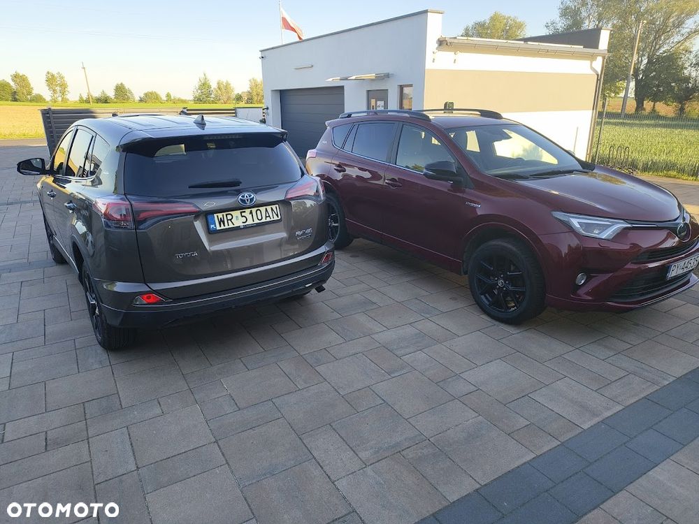 Toyota RAV4 Hybrid Selection 4x4 - 6