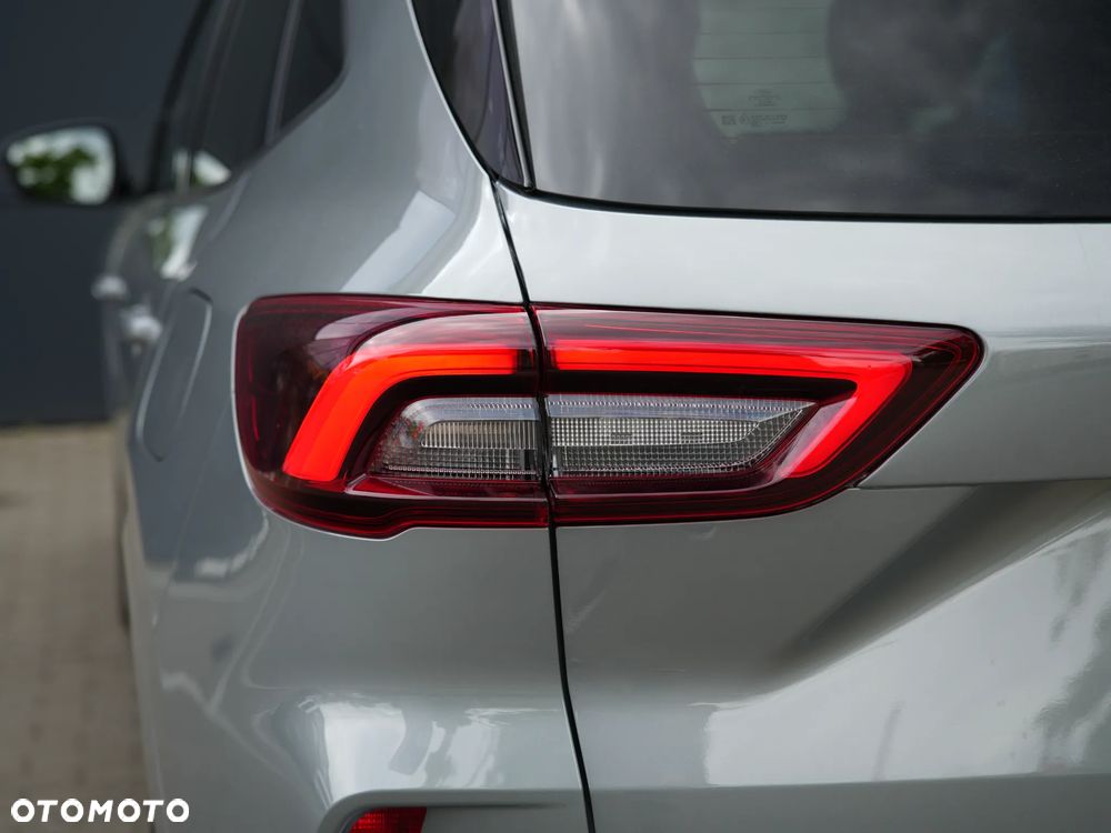 Ford Kuga 2.5 Duratec FHEV ST-LINE X - 14