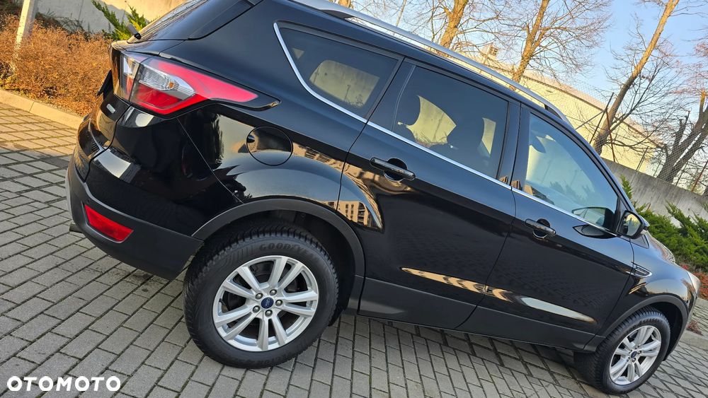 Ford Kuga - 16