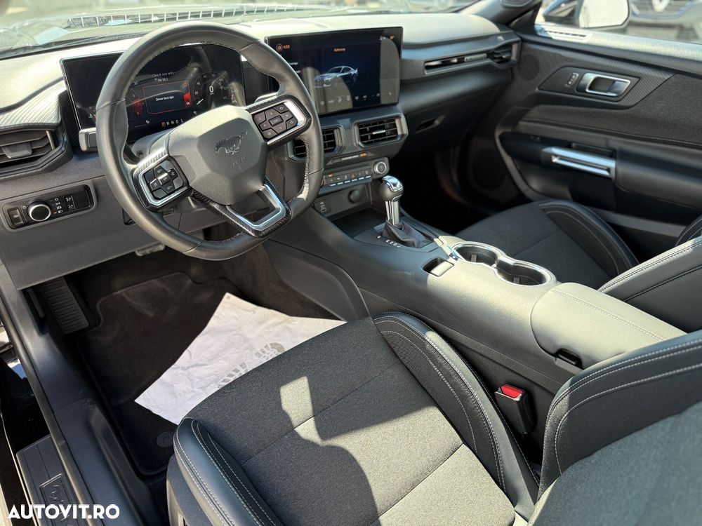 Ford Mustang 2.3 EcoBoost Aut. - 5