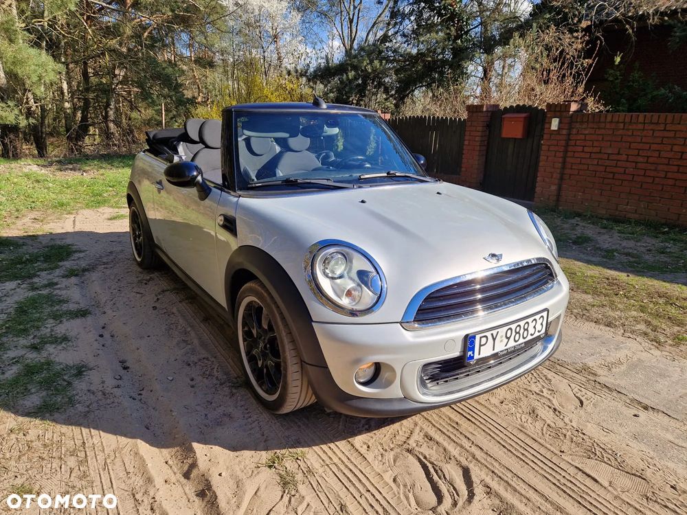 MINI Cooper D Cabrio - 11